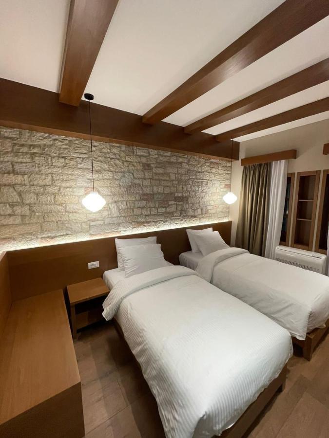 Palorto Hotel Gjirokaster Exterior photo