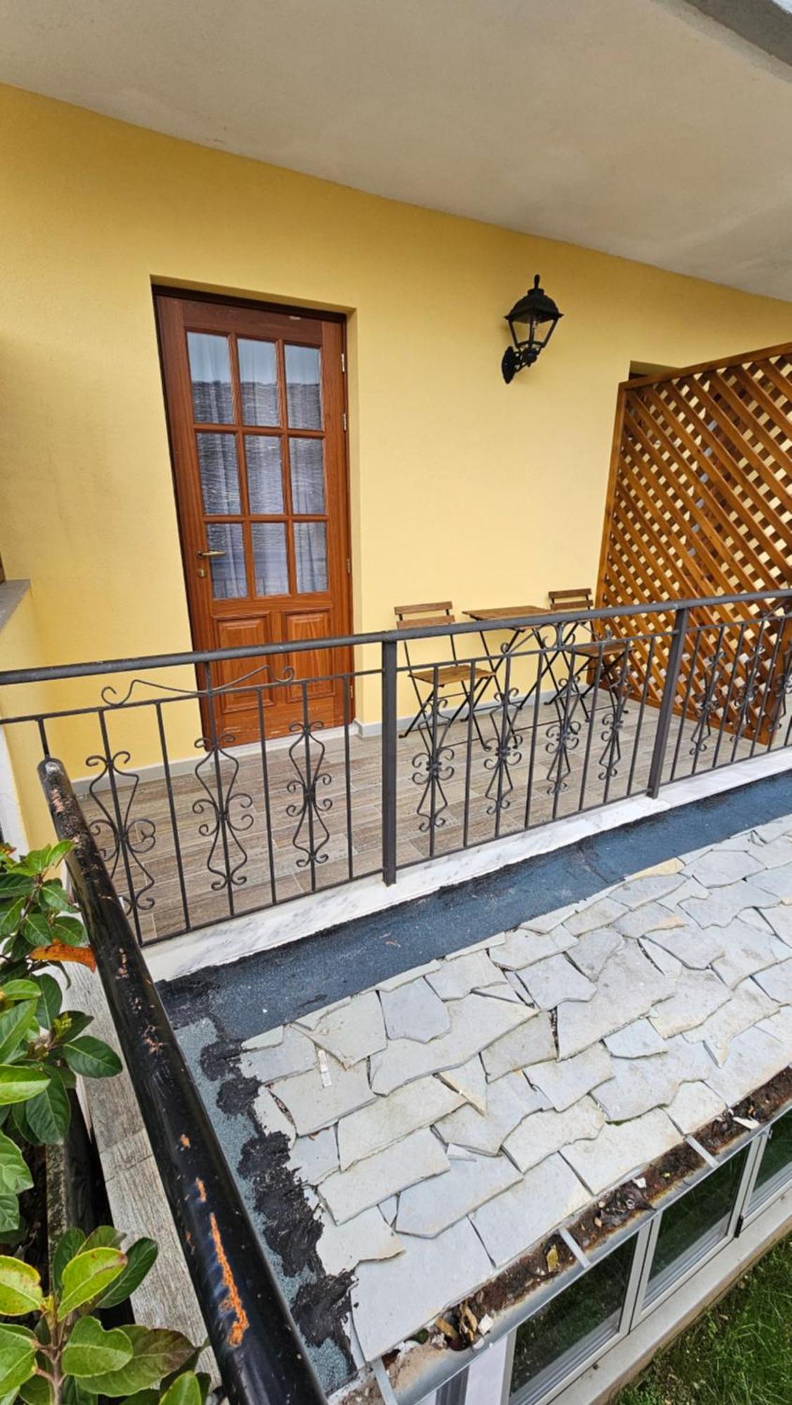 Palorto Hotel Gjirokaster Exterior photo